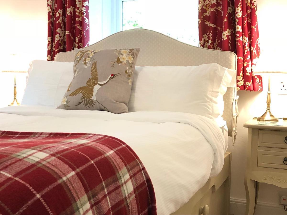 Edgcott House Hotel Exford Kültér fotó